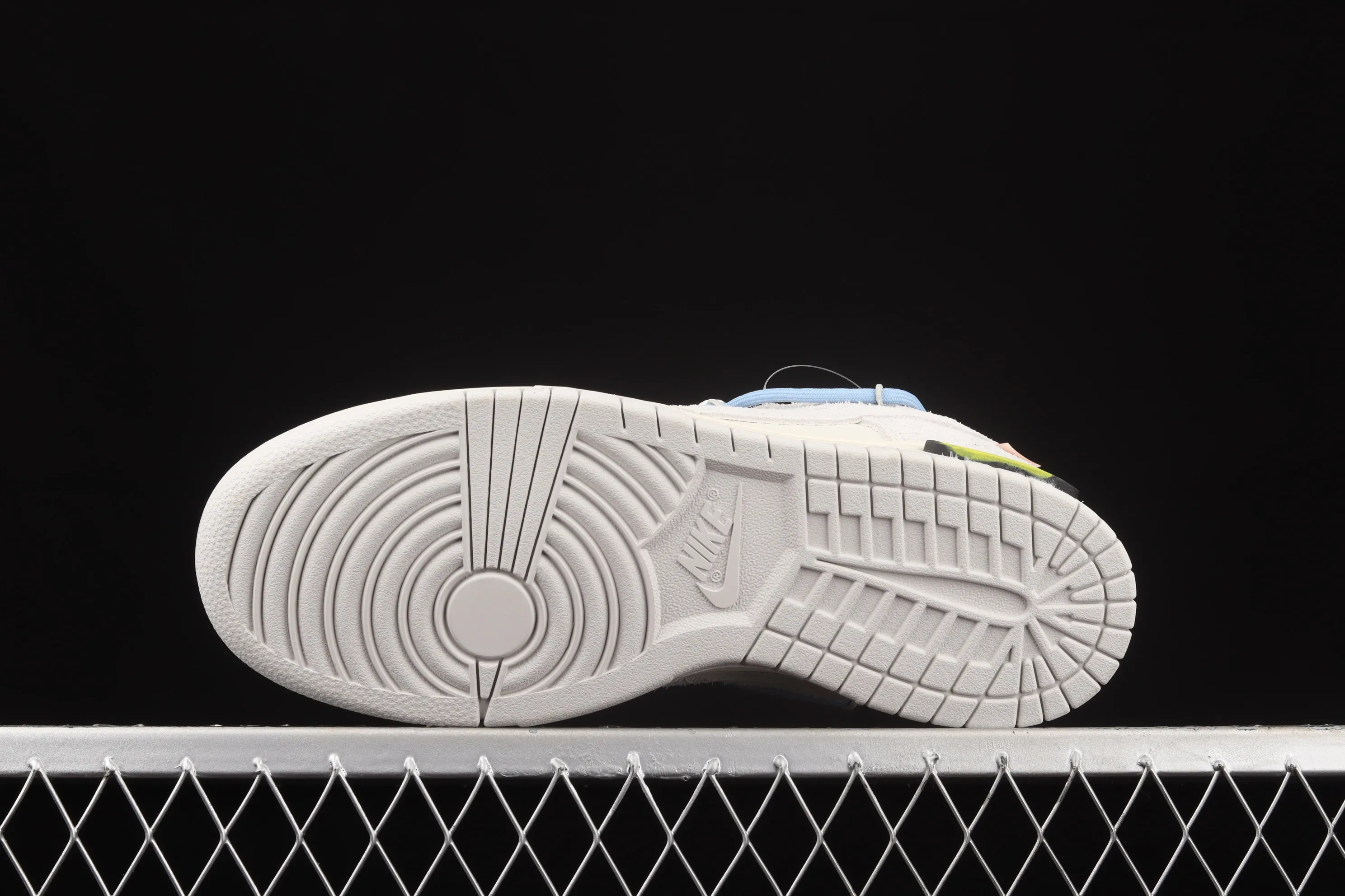 All Categories Nk SB Dunk Series Nk SB Dunk Low low-top sneakers OF x Nk Dunk Low "12 of 50" OW suede SB smashed backboard fashion casual sneakers DJ0950-113